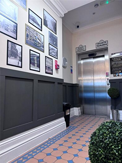 1 Bedroom Apartment To Rent In - Westgate, Huddersfield, HD1