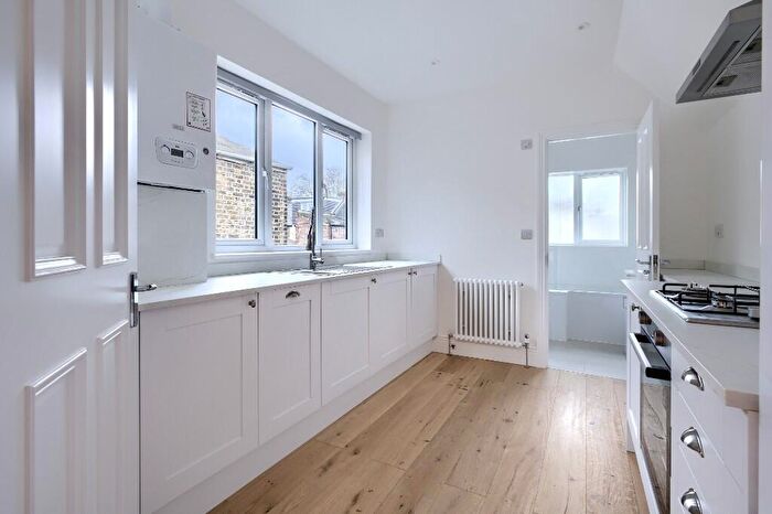 1 Bedroom Apartment To Rent In Mayville Road, London, E11