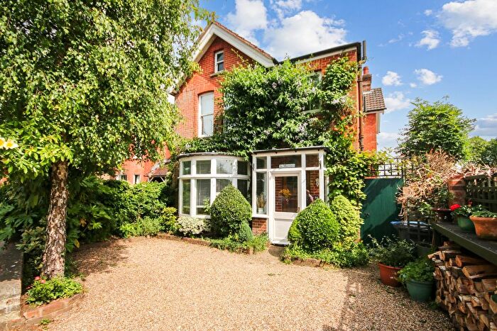 3 Bedroom Detached House For Sale In Portland Road, East Grinstead, RH19