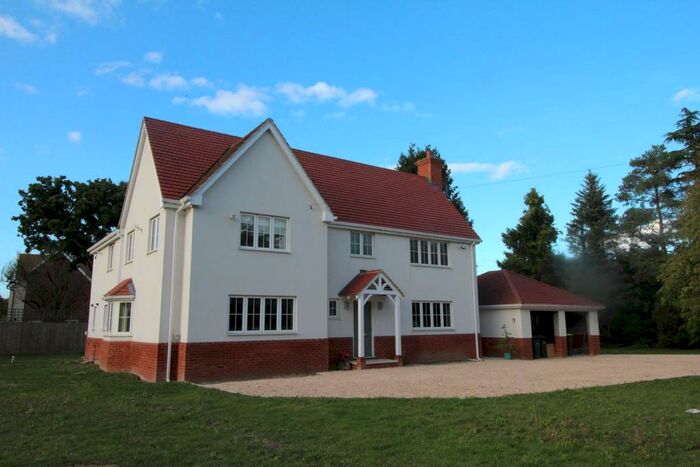 5 Bedroom Detached House To Rent In Rectory Road, Hockley, SS5