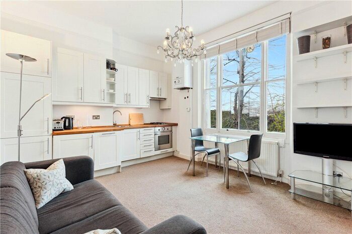 1 Bedroom Flat To Rent In Eardley Crescent, Earls Court, London, SW5