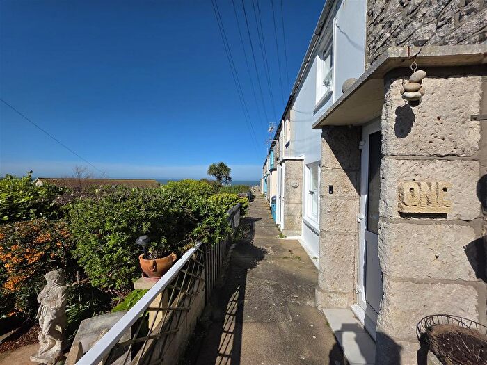 2 Bedroom End Of Terrace House For Sale In Coastguard Cottages, Fortuneswell, Portland, DT5