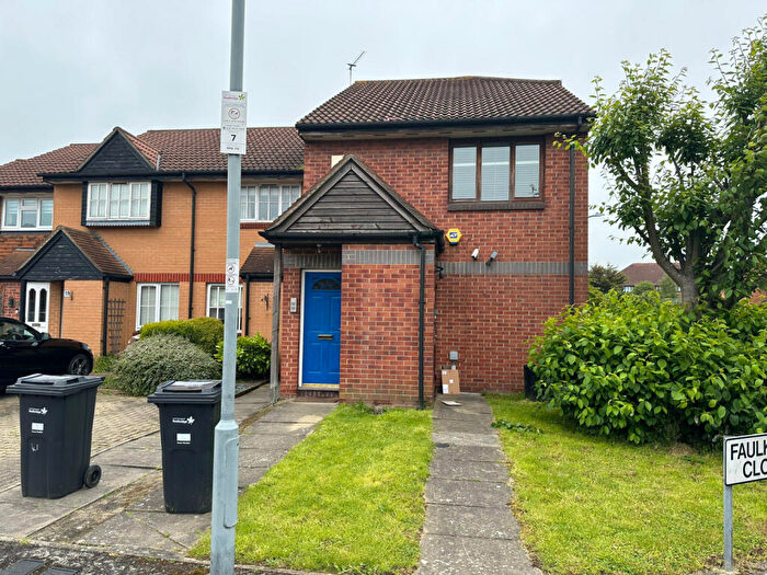 1 Bedroom Flat To Rent In Dagenham, RM8