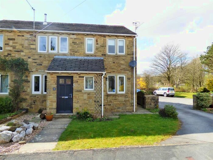 2 Bedroom Town House To Rent In Piece Fields, Threshfield, Skipton, BD23
