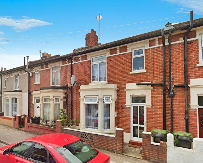 3 Bedroom Terraced House To Rent In Shearer Road, Portsmouth, PO1