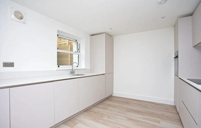 1 Bedroom Apartment To Rent In Normanby Road, NW10