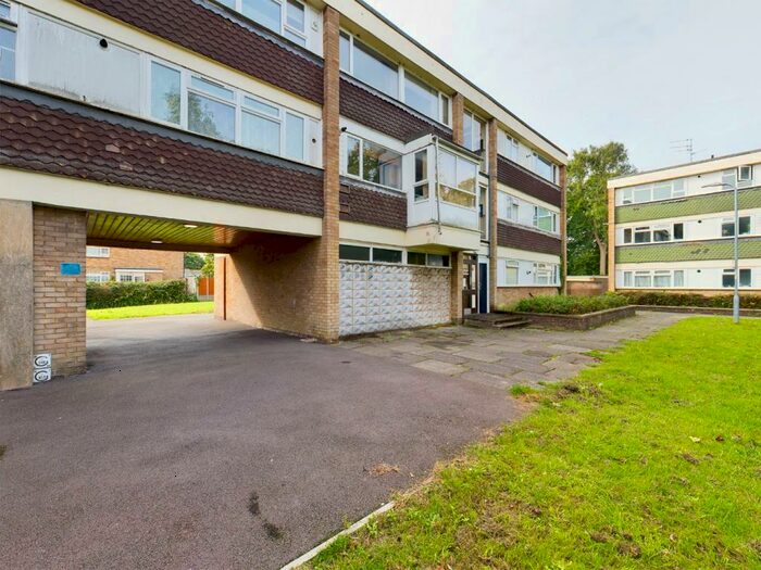 1 Bedroom Flat To Rent In Livingstone Walk, Hemel Hempstead, Hertfordshire, HP2