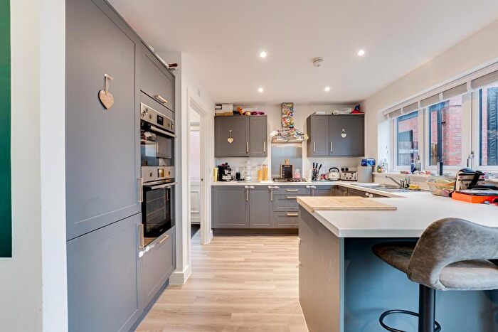 4 Bedroom Detached House For Sale In Mercury Road, Barton Seagrave, Kettering, NN15