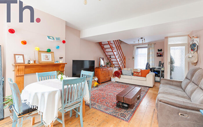 2 Bedroom End Of Terrace House For Sale In Newport, Isle Of Wight, PO30
