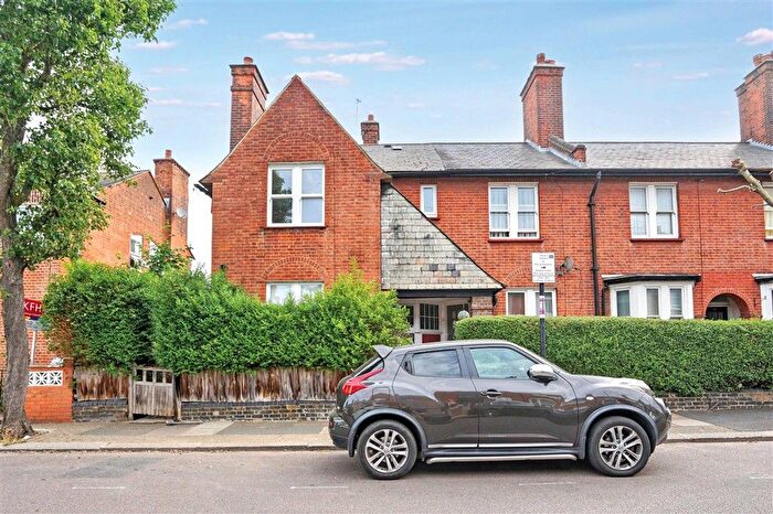 2 Bedroom End Terrace House For Sale In Derinton Road, Tooting, SW17