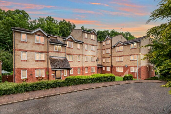 1 Bedroom Flat To Rent In Lucas Road, Sudbury, CO10