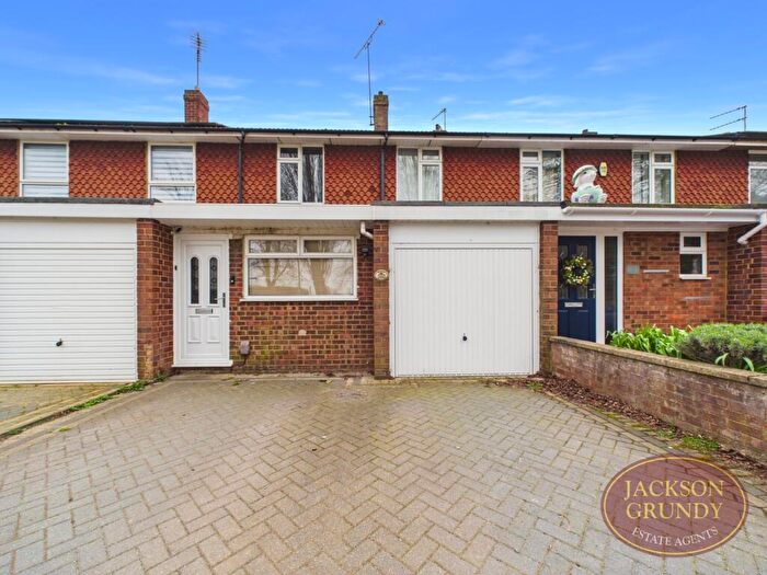 3 Bedroom Terraced House For Sale In Warren Road, Dallington, NN5