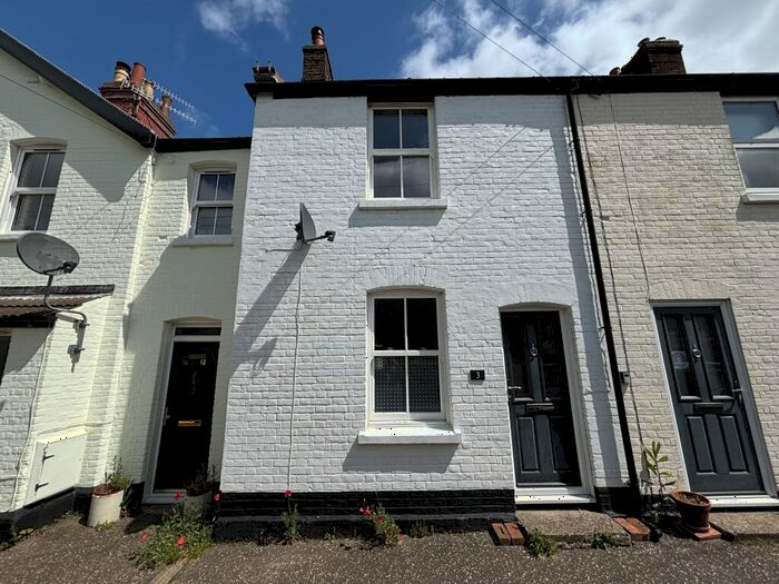2 Bedroom Terraced House To Rent In Jubilee Lane, Cromer, NR27