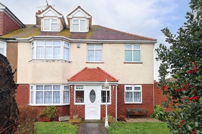 4 Bedroom Semi-Detached House For Sale In Westfield Road, Margate, Kent, CT9