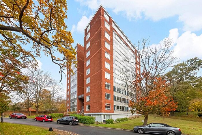 2 Bedroom Apartment For Sale In Raleigh Court, Lymer Avenue, Crystal Palace, London, SE19