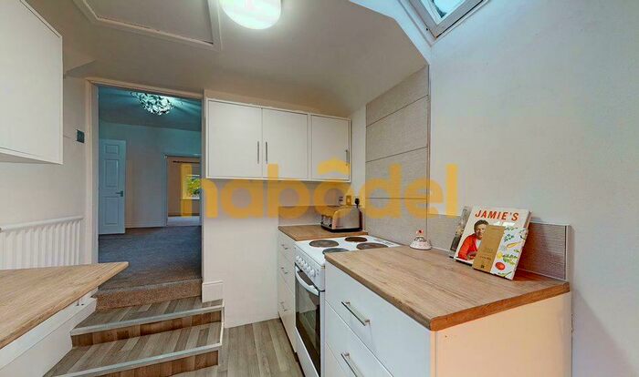 3 Bedroom Flat To Rent In Auburn Place, Morpeth, NE61