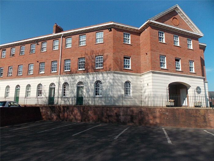 2 Bedroom Flat To Rent In The Octagon, Taunton, Somerset, TA1