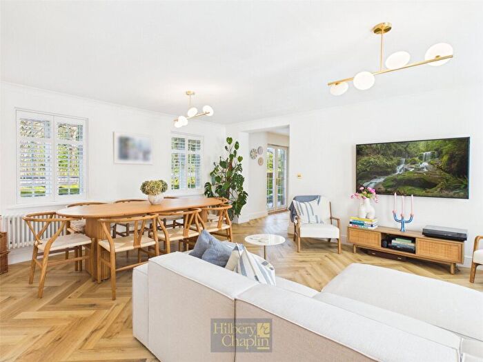 2 Bedroom Apartment For Sale In Pastoral Way, Warley, Brentwood, Essex, CM14