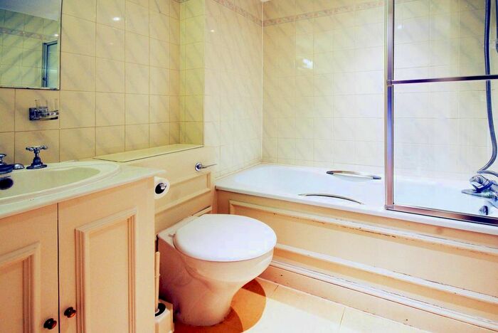 Studio To Rent In Sloane Avenue, Chelsea, London, SW3