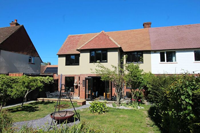 3 Bedroom Semi-Detached House For Sale In Trench Road, Tonbridge, TN10
