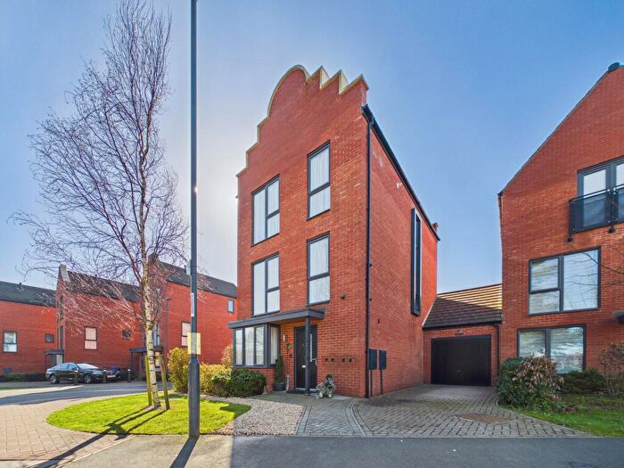 4 Bedroom Detached House For Sale In Caithness Crescent, Derby, DE22