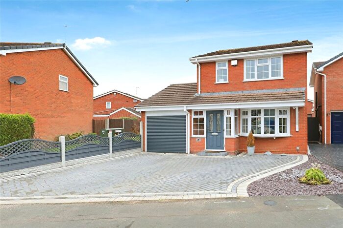 3 Bedroom Detached House For Sale In Leasowe Drive, Perton, Wolverhampton, Staffordshire, WV6