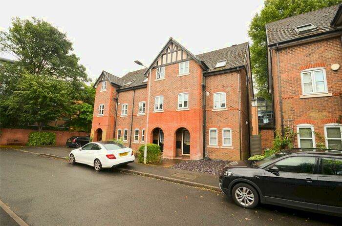 4 Bedroom House To Rent In Pencarrow Close, Didsbury, Manchester, M20
