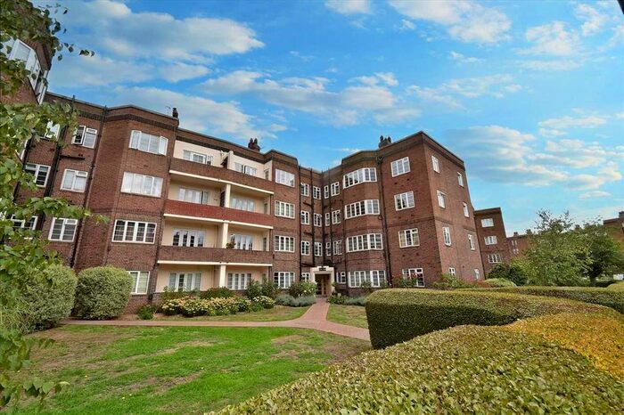 2 Bedroom Flat To Rent In Chiswick Village, London, W4