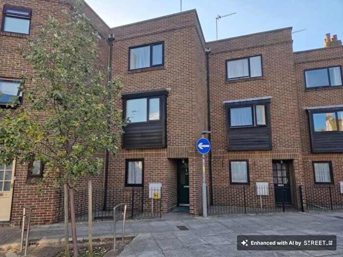 3 Bedroom Terraced House For Sale In Great Southsea Street, Southsea, PO5
