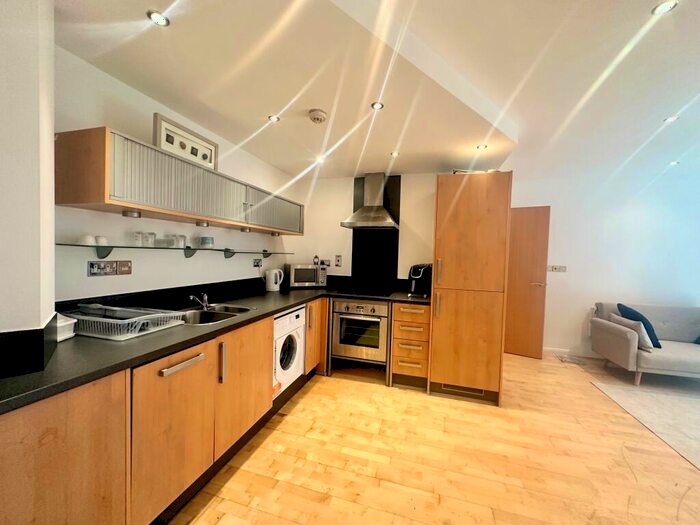 2 Bedroom Apartment To Rent In Number One, Fletcher Gate, Nottingham, NG1