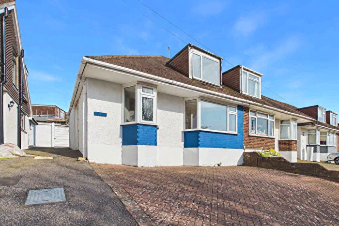 4 Bedroom Semi-Detached House For Sale In Poplar Avenue, Hove, BN3