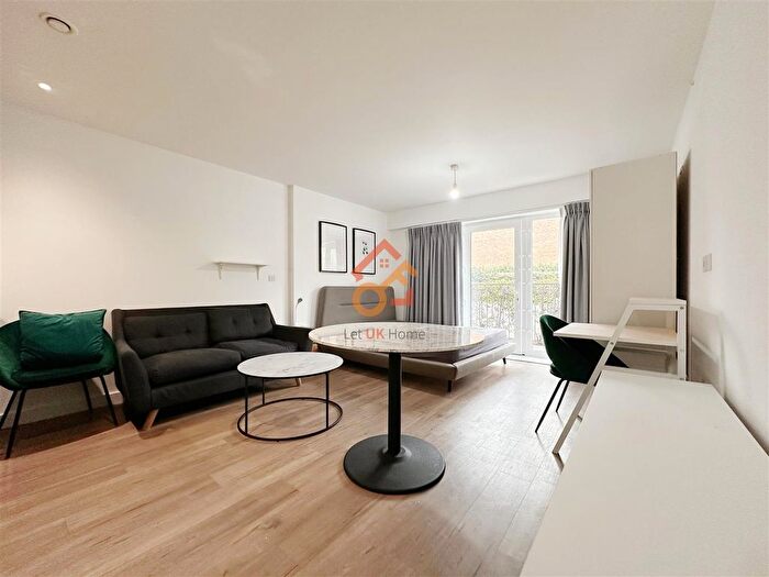 Studio To Rent In Fairbank House, Beaufort Square, London, NW9