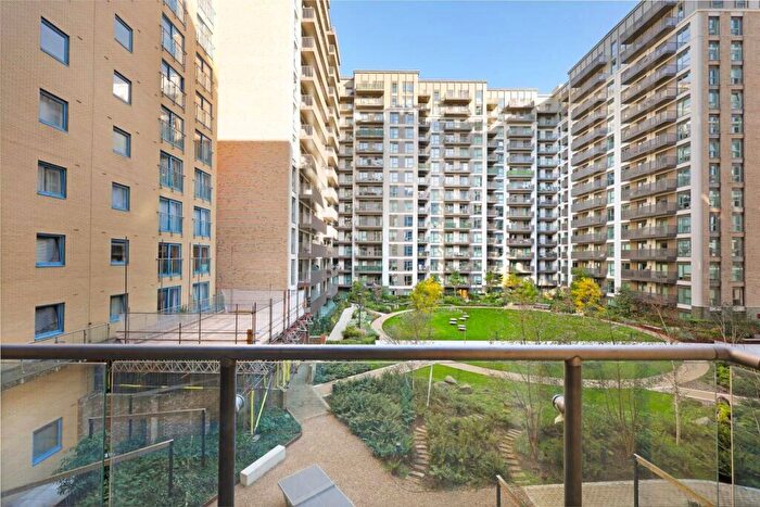2 Bedroom Apartment For Sale In Western Gateway, London, London, E16