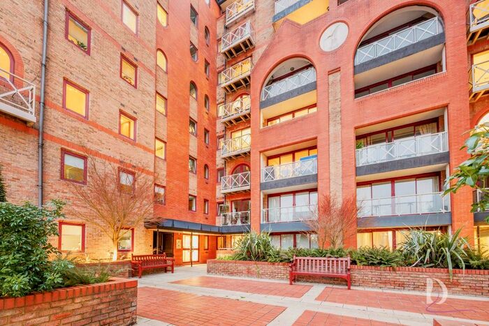 1 Bedroom Flat To Rent In Watermans Quay, London, SW6