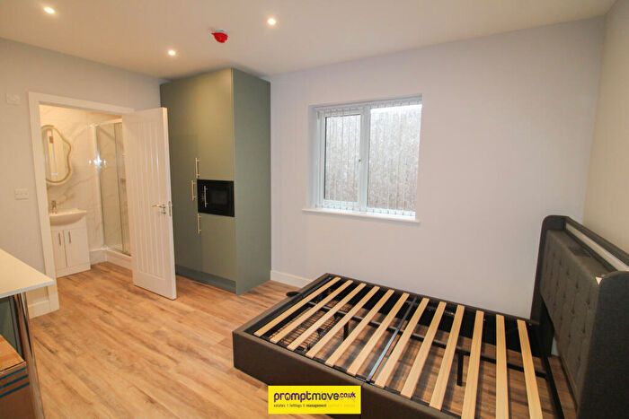 Studio To Rent In Ashcroft Road Luton, LU2