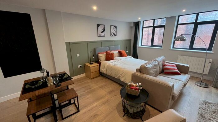 Studio To Rent In The Parade, Northampton, NN1