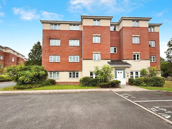 2 Bedroom Flat For Sale In Ledgard Avenue, Leigh, WN7