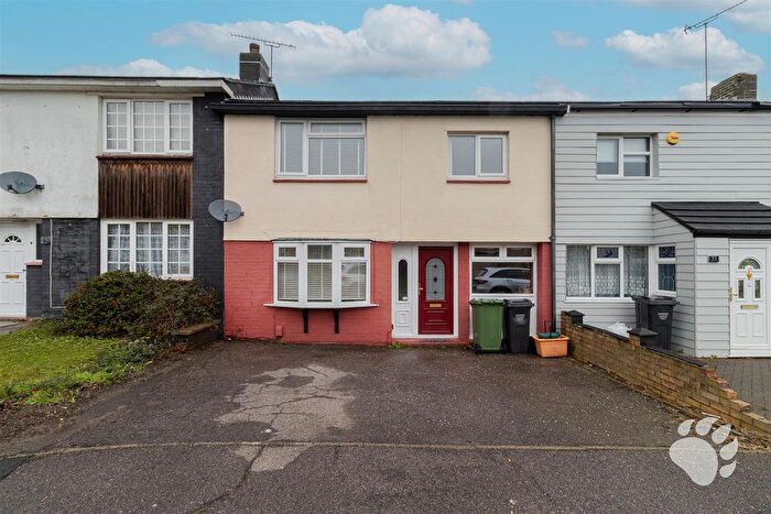 3 Bedroom Terraced House For Sale In Tilney Turn, Basildon, SS16