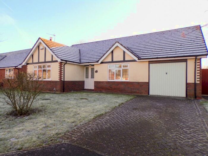 3 Bedroom Bungalow To Rent In Sunningdale Close, Woodhall Spa, LN10