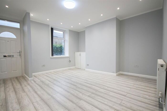 2 Bedroom Terraced House To Rent In Manchester Road, Haslingden, Rossendale, BB4
