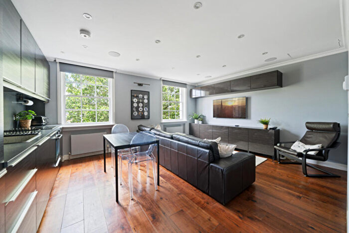 2 Bedroom Apartment For Sale In St John's Wood Road, London, NW8