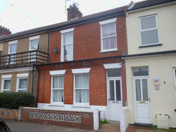 3 Bedroom Semi-Detached House To Rent In Manning Road, Felixstowe, Suffolk, IP11