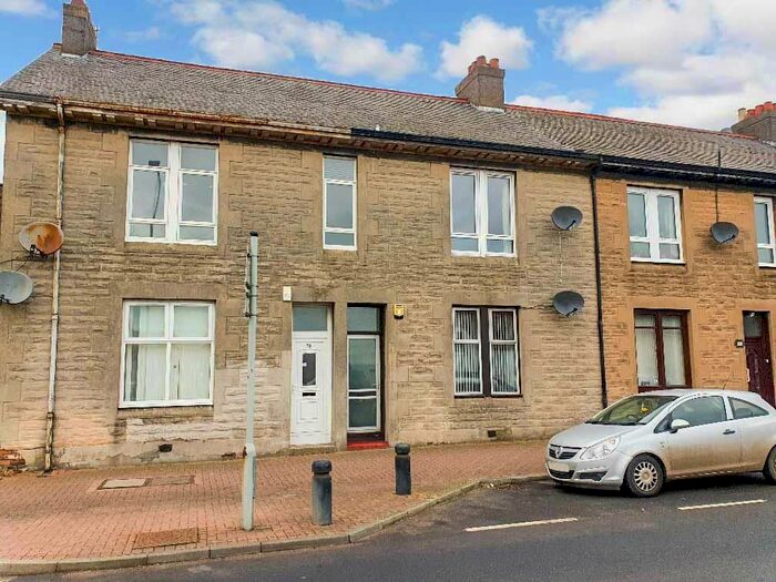 2 Bedroom Flat To Rent In Wellesley Road, Methil, Leven, KY8