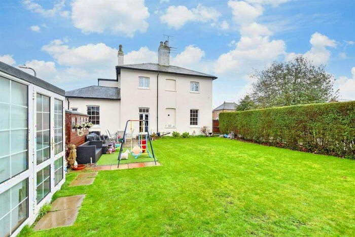 6 Bedroom Detached House For Sale In North Barracks, Walmer, Deal, Kent, CT14