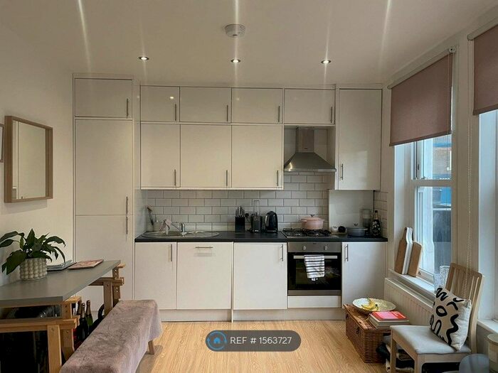 1 Bedroom Flat To Rent In Archway Road, London, N6