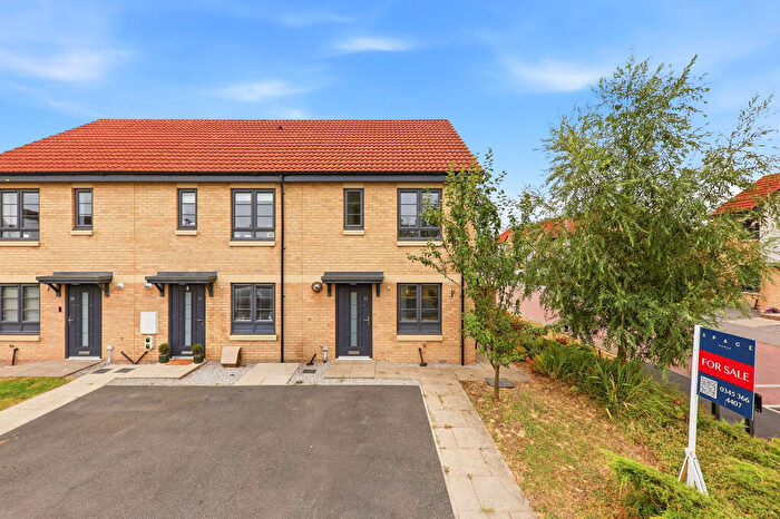 2 Bedroom End Of Terrace House For Sale In Rudgate Park, Wetherby, West Yorkshire, LS23