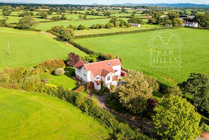 7 Bedroom Detached House For Sale In Aldford Road, Huntington, CH3