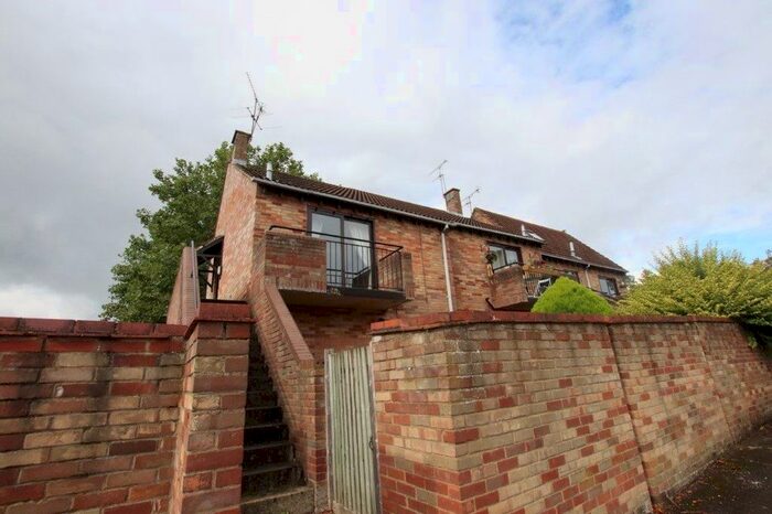 1 Bedroom Maisonette To Rent In Maiden Place, Lower Earley, Reading, RG6