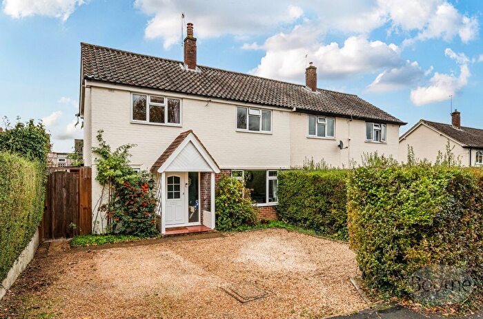 3 Bedroom Semi Detached House For Sale In Hartsgrove, Chiddingfold, Godalming, Surrey, GU8