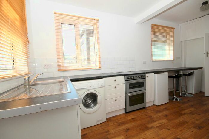 1 Bedroom Maisonette To Rent In Kenmere Gardens, Wembley, Middlesex, HA0